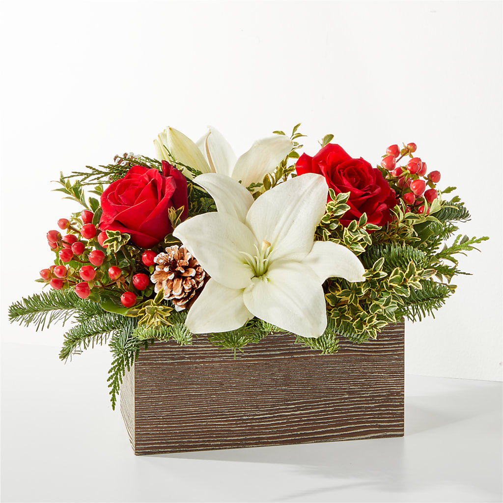 Snowy Wonderland Bouquet – POTTING BENCH FLORIST & GIFTS, Fairhaven MA