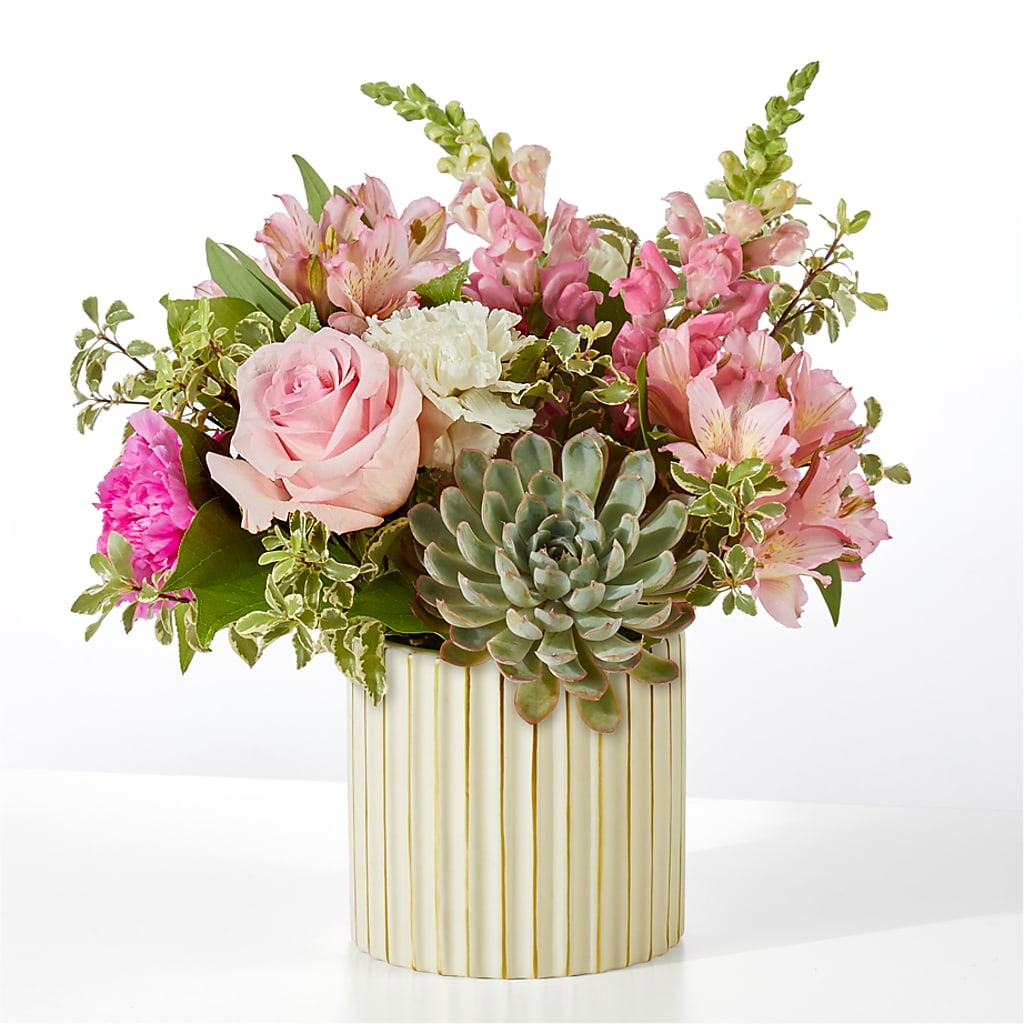 Magenta Musings Bouquet – POTTING BENCH FLORIST & GIFTS, Fairhaven MA