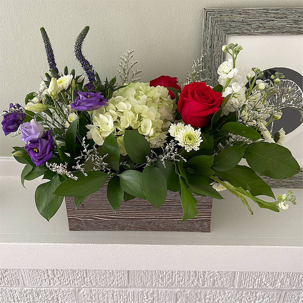 Sweet Magnolia Bouquet – POTTING BENCH FLORIST & GIFTS, Fairhaven MA