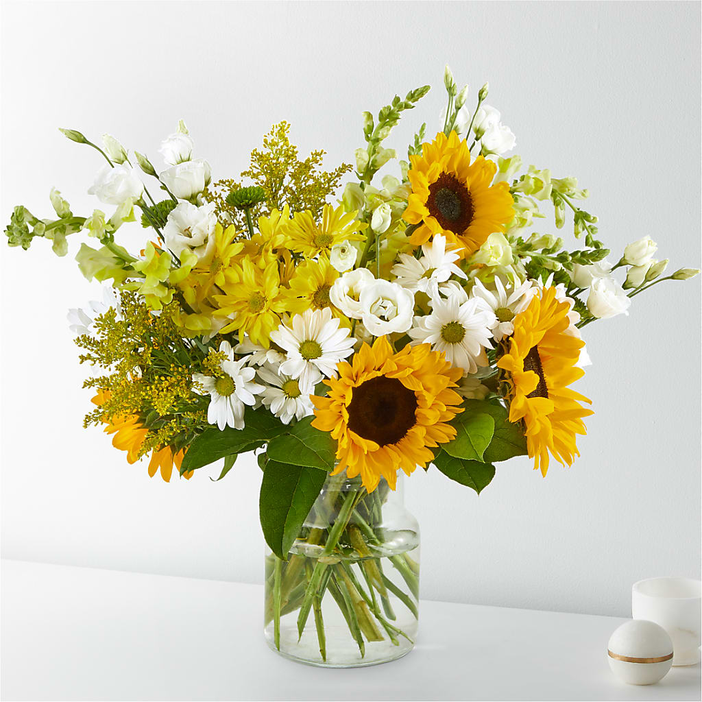 Hello Sunshine Bouquet – POTTING BENCH FLORIST & GIFTS, Fairhaven MA