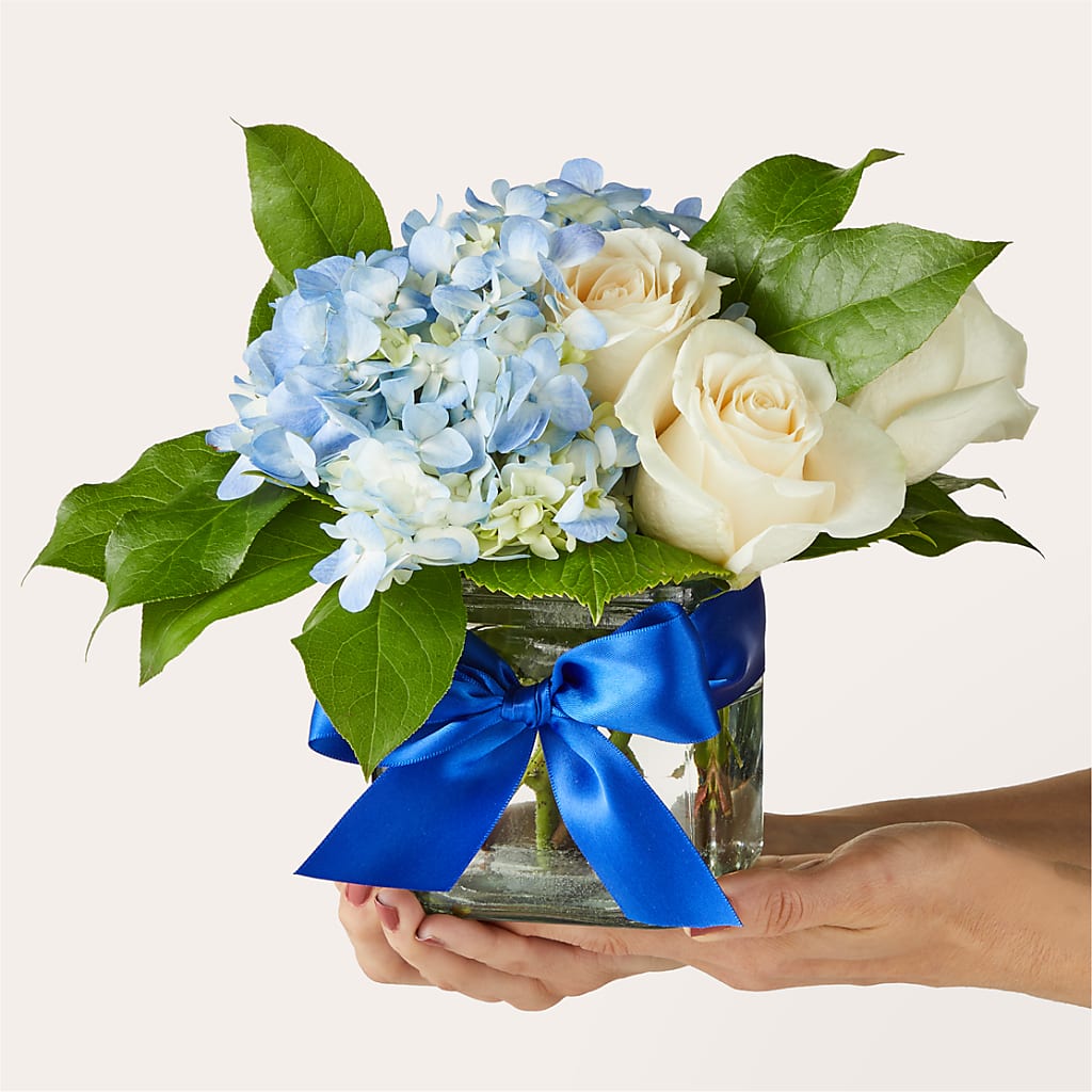 Sky Blue Delight Bouquet – POTTING BENCH FLORIST & GIFTS, Fairhaven MA