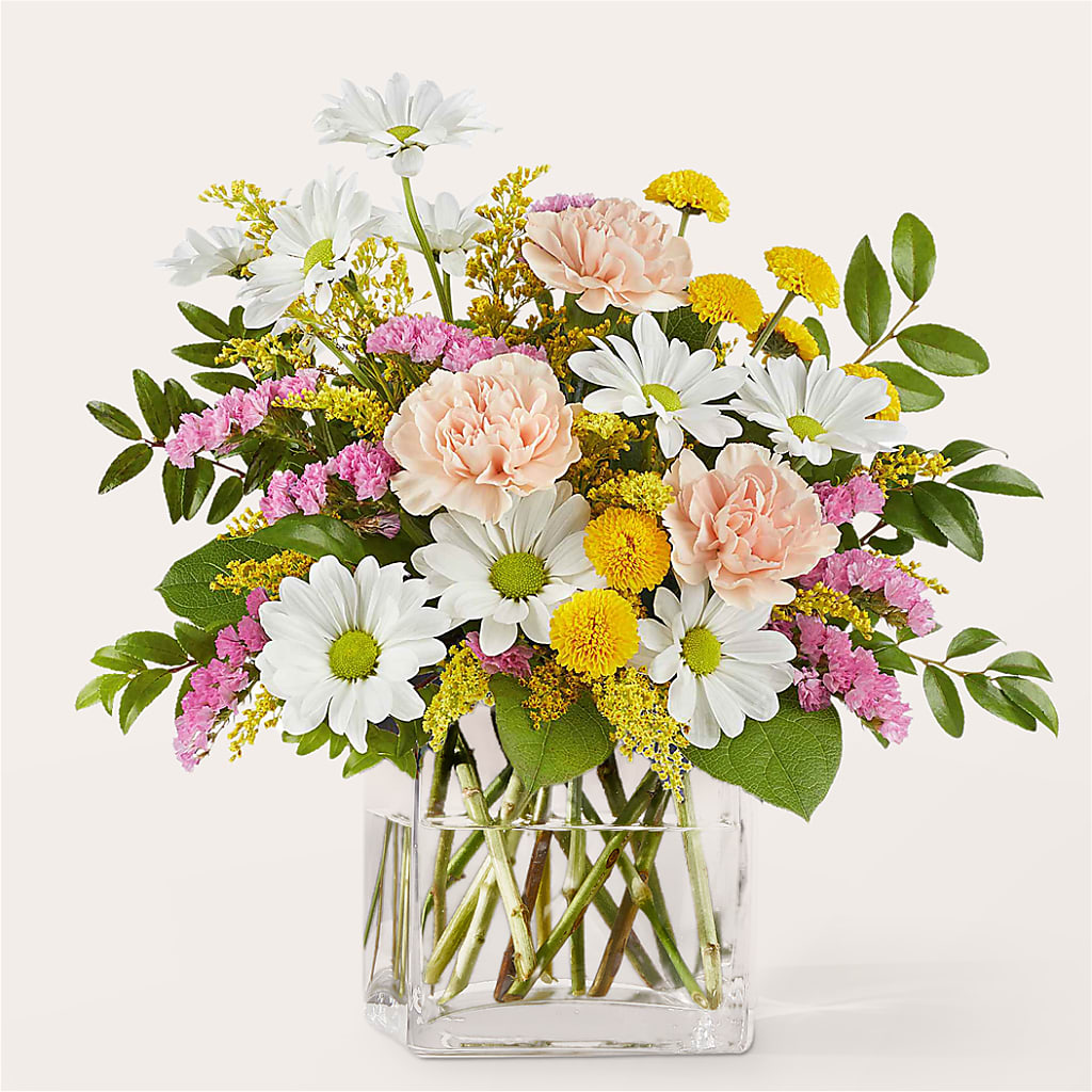 Country Cottage Bouquet – POTTING BENCH FLORIST & GIFTS, Fairhaven MA