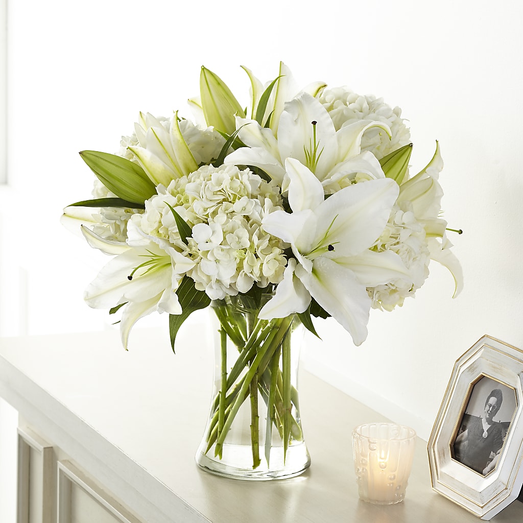 Compassionate Lily Bouquet – POTTING BENCH FLORIST & GIFTS, Fairhaven MA