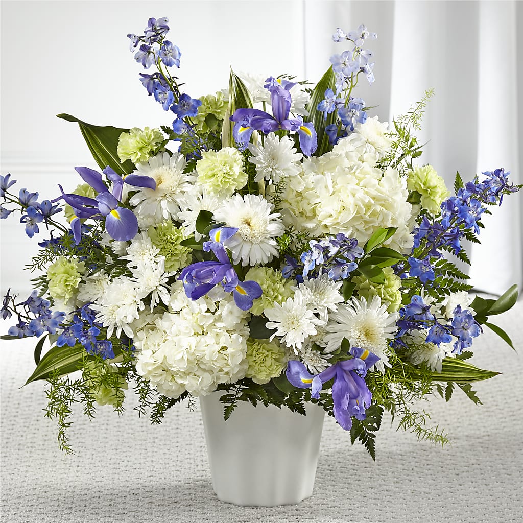 Soft Serenity Floor Basket – POTTING BENCH FLORIST & GIFTS, Fairhaven MA