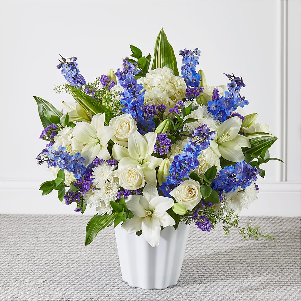 Take Comfort Floor Basket – POTTING BENCH FLORIST & GIFTS, Fairhaven MA