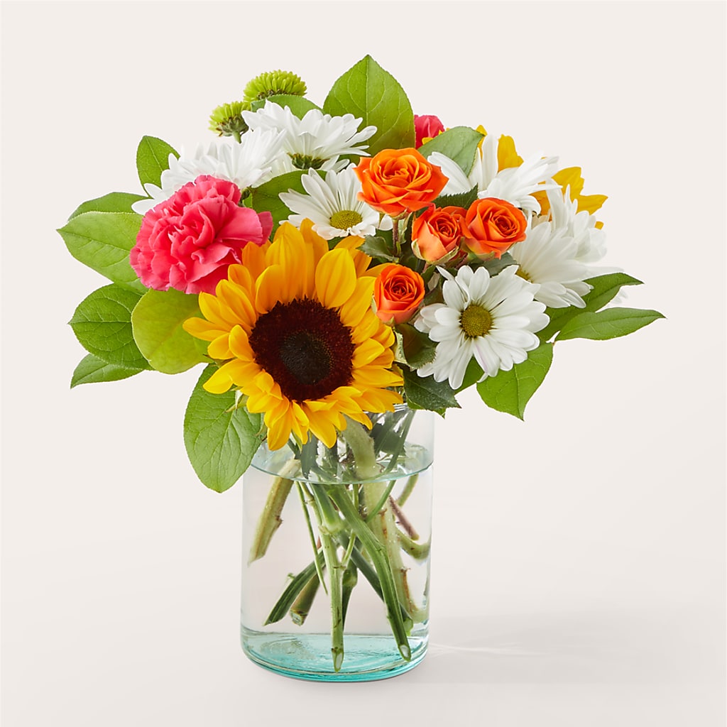 Sun-drenched Blooms Bouquet – POTTING BENCH FLORIST & GIFTS, Fairhaven MA