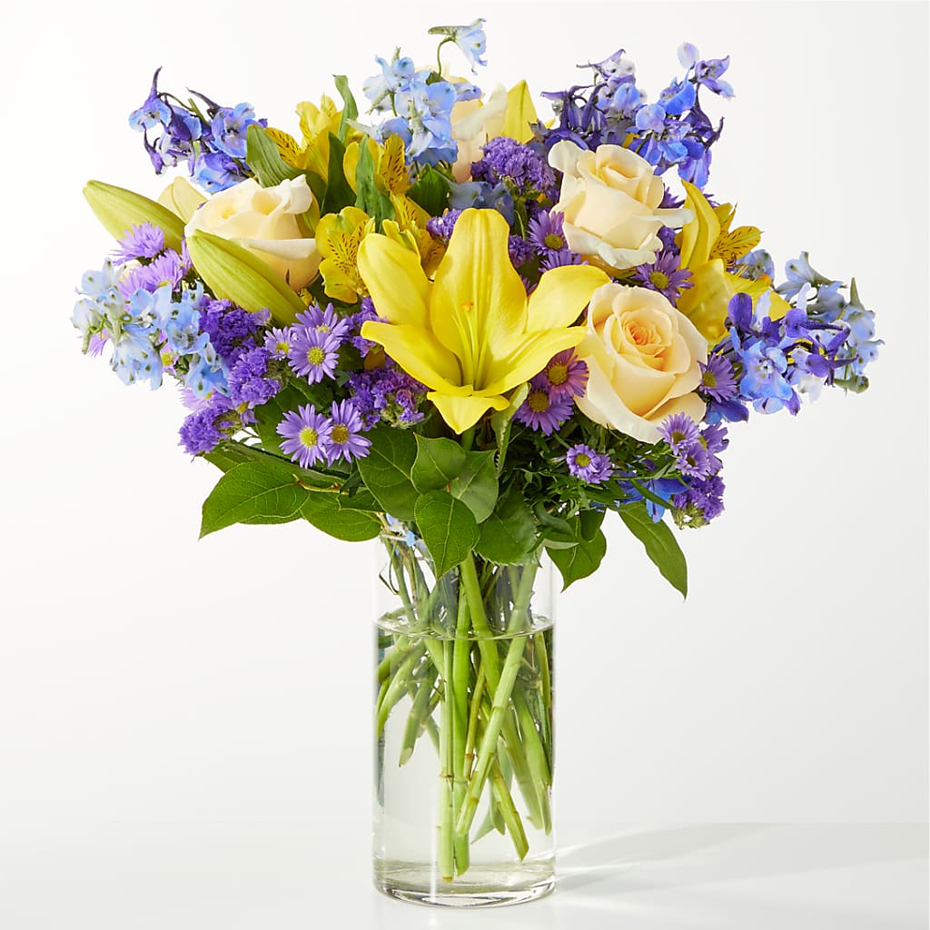 Limoncello Bouquet – POTTING BENCH FLORIST & GIFTS, Fairhaven MA
