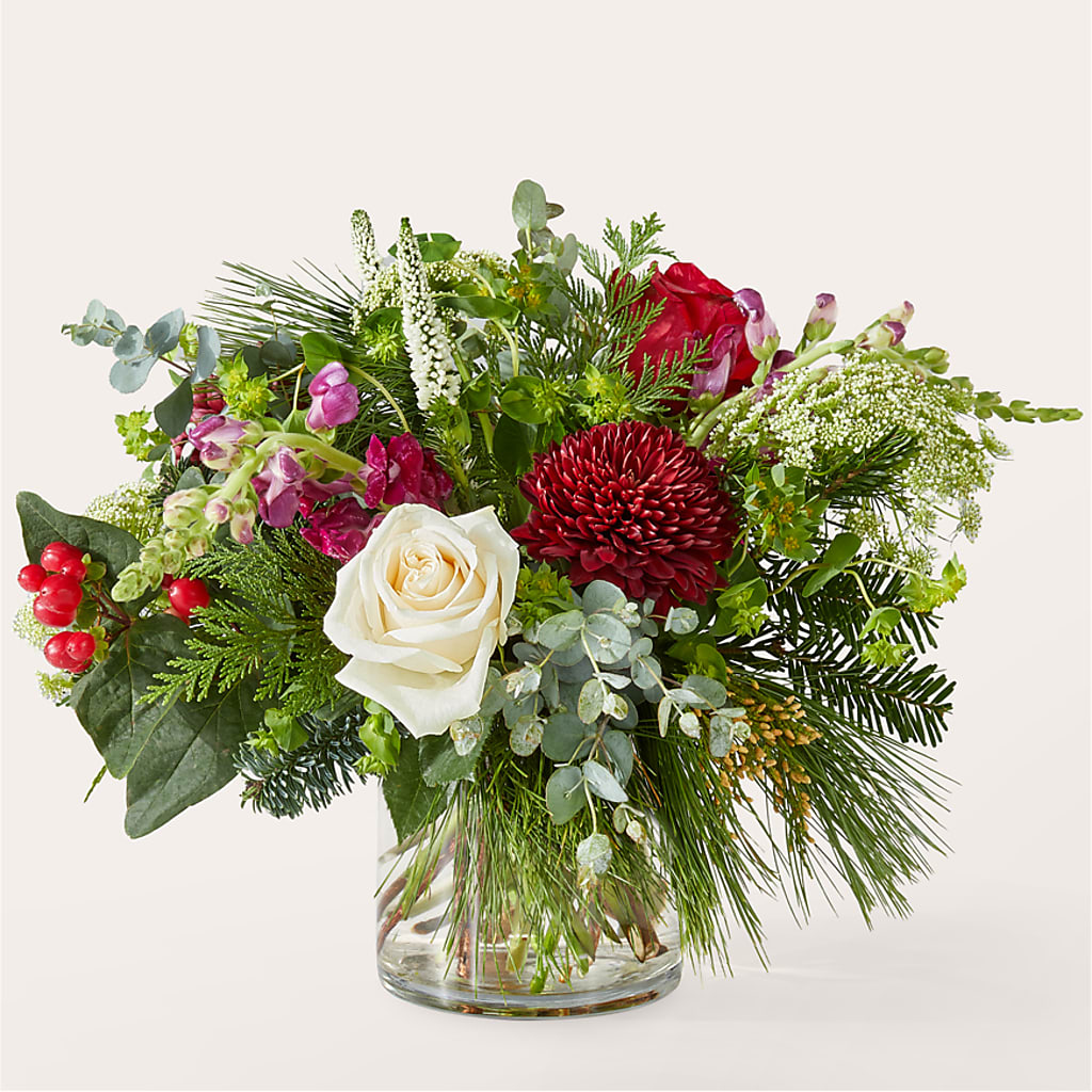 Cranberry Fizz Bouquet – POTTING BENCH FLORIST & GIFTS, Fairhaven MA