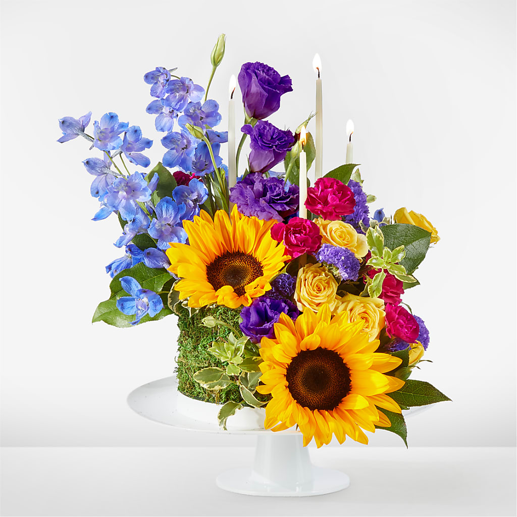 Star of the Day Floral Cake – POTTING BENCH FLORIST & GIFTS, Fairhaven MA