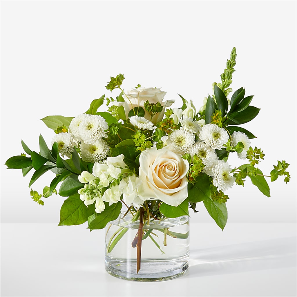 Hint of Vanilla Bouquet – POTTING BENCH FLORIST & GIFTS, Fairhaven MA