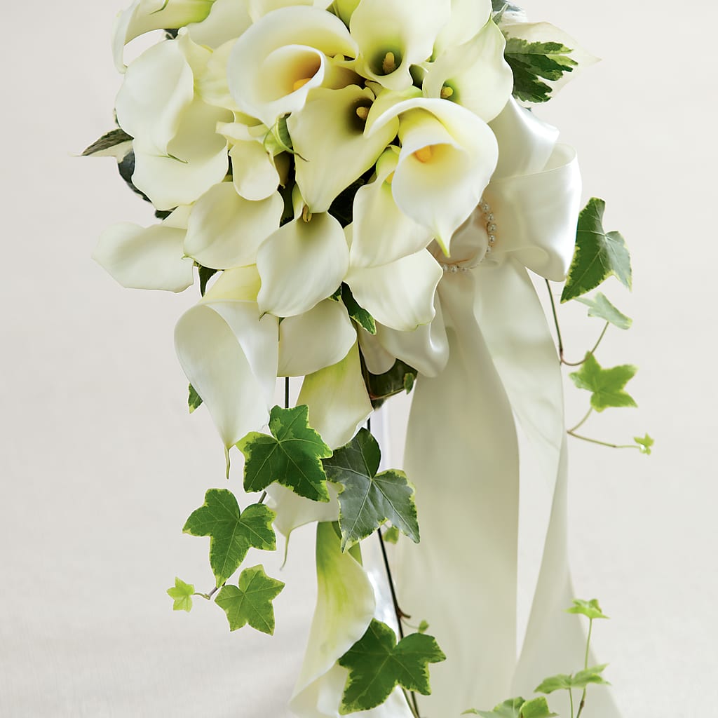 White Chapel Bouquet – POTTING BENCH FLORIST & GIFTS, Fairhaven MA