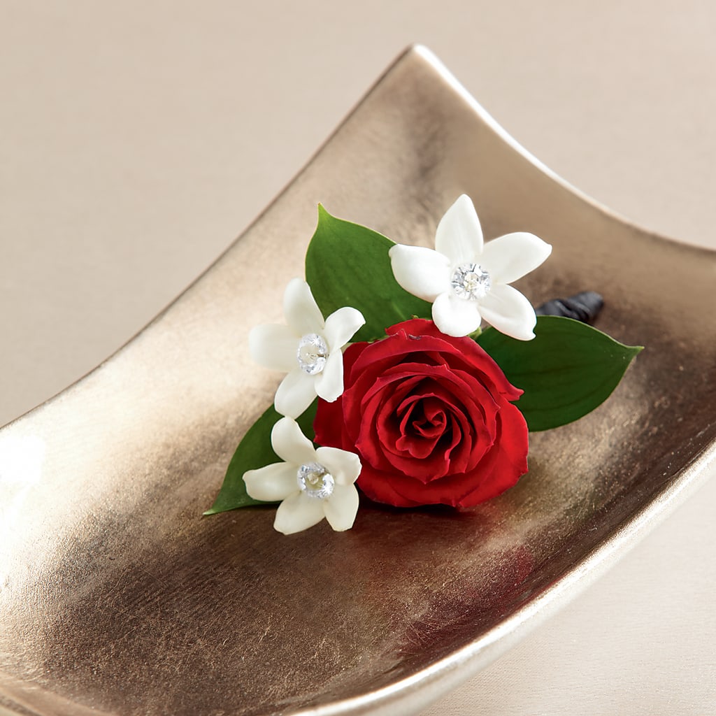 Poetry Boutonniere – POTTING BENCH FLORIST & GIFTS, Fairhaven MA