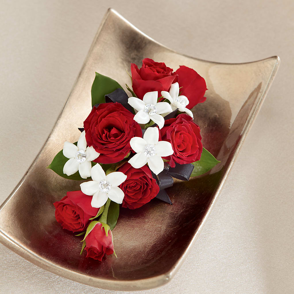 Poetry Corsage – POTTING BENCH FLORIST & GIFTS, Fairhaven MA