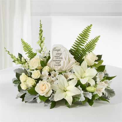 Holding You Close Arrangement – POTTING BENCH FLORIST & GIFTS, Fairhaven MA