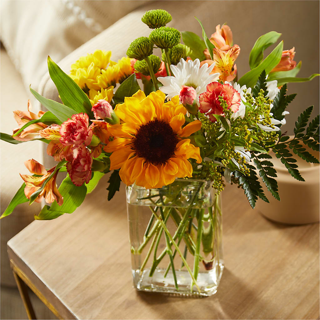 Fall Delight – A Florist Original – POTTING BENCH FLORIST & GIFTS, Fairhaven MA