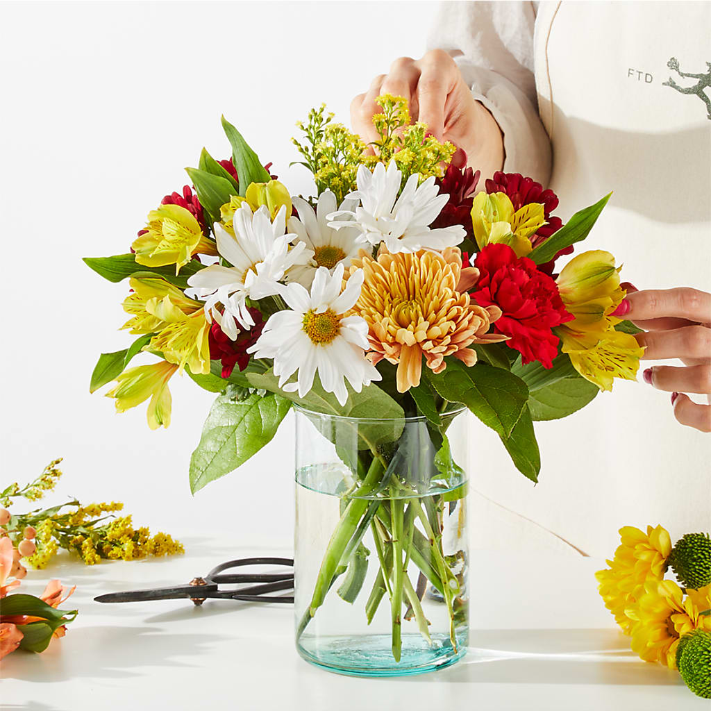 Fall Delight – A Florist Original – POTTING BENCH FLORIST & GIFTS, Fairhaven MA