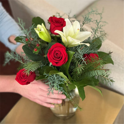Glittering Lights Bouquet – POTTING BENCH FLORIST & GIFTS, Fairhaven MA