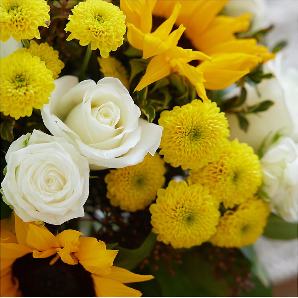 Luminous Morning Bouquet – POTTING BENCH FLORIST & GIFTS, Fairhaven MA