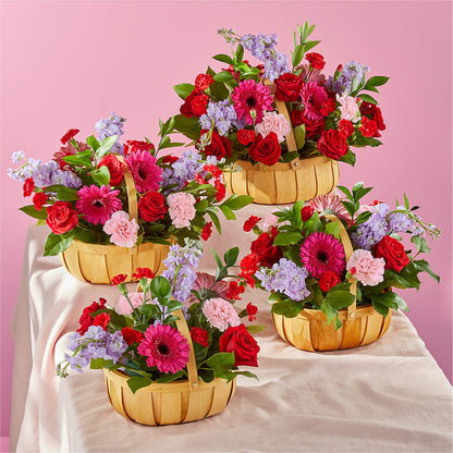 Pink Picnic Basket – POTTING BENCH FLORIST & GIFTS, Fairhaven MA
