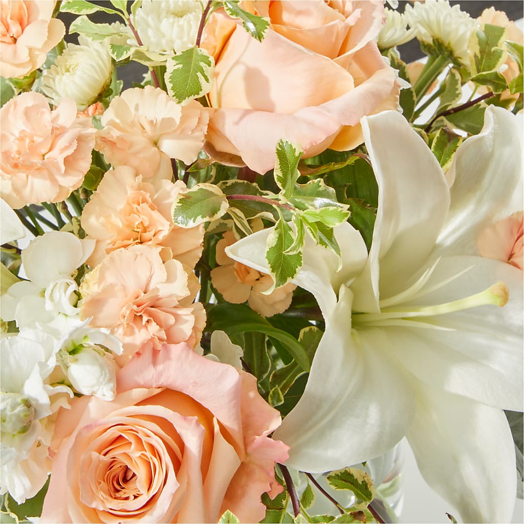 Darling Bouquet – POTTING BENCH FLORIST & GIFTS, Fairhaven MA