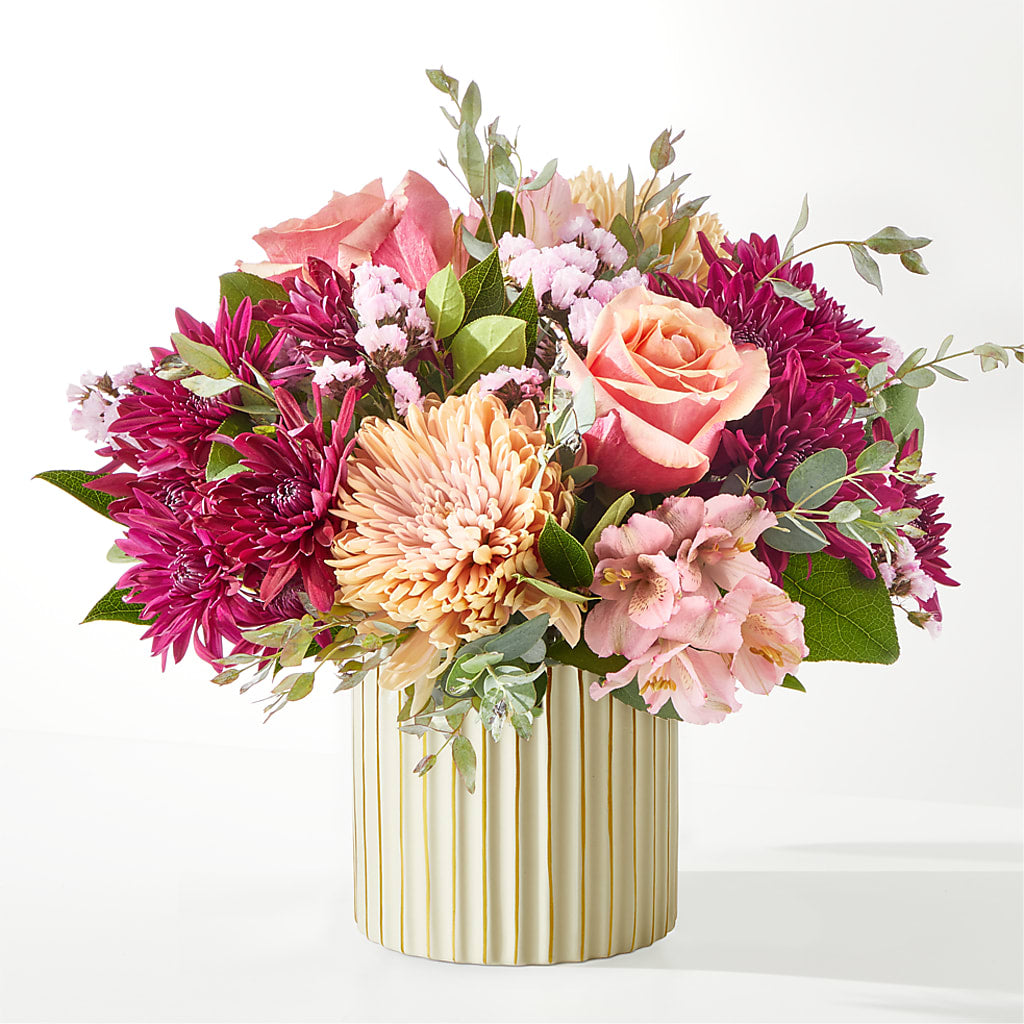 Berry Cobbler Bouquet with Ivory Vase – POTTING BENCH FLORIST & GIFTS, Fairhaven MA