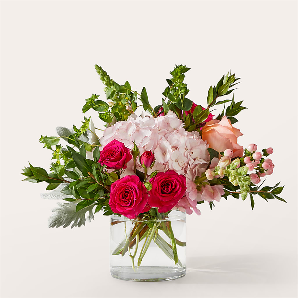 Glitz & Glam Bouquet – POTTING BENCH FLORIST & GIFTS, Fairhaven MA