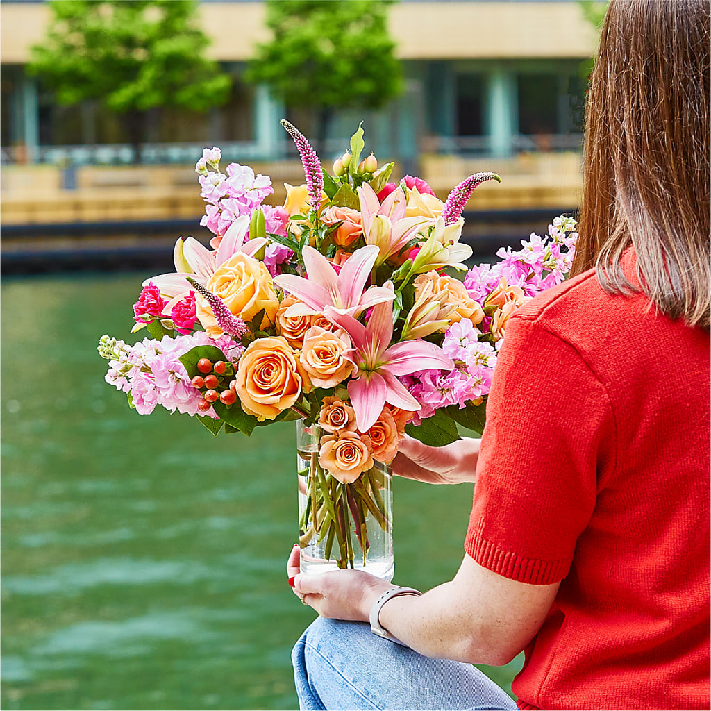 Bisous Bouquet – POTTING BENCH FLORIST & GIFTS, Fairhaven MA