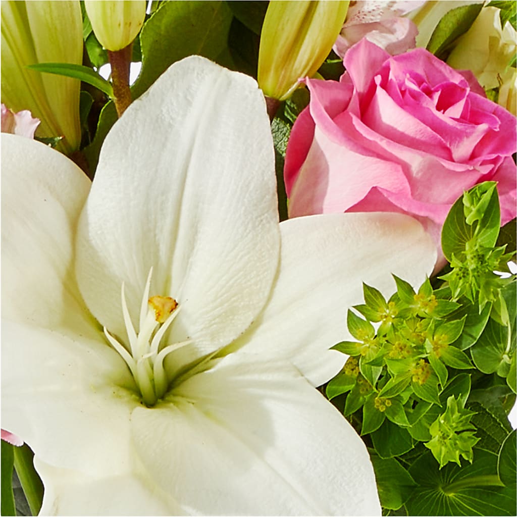Fondly Bouquet – POTTING BENCH FLORIST & GIFTS, Fairhaven MA