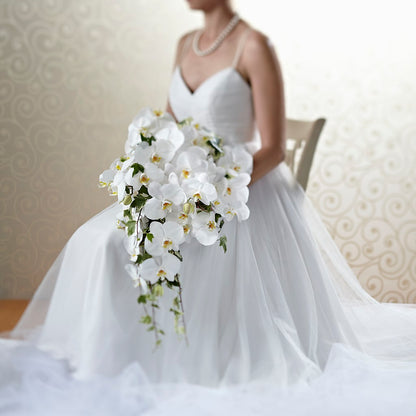 Classic White Bouquet – POTTING BENCH FLORIST & GIFTS, Fairhaven MA